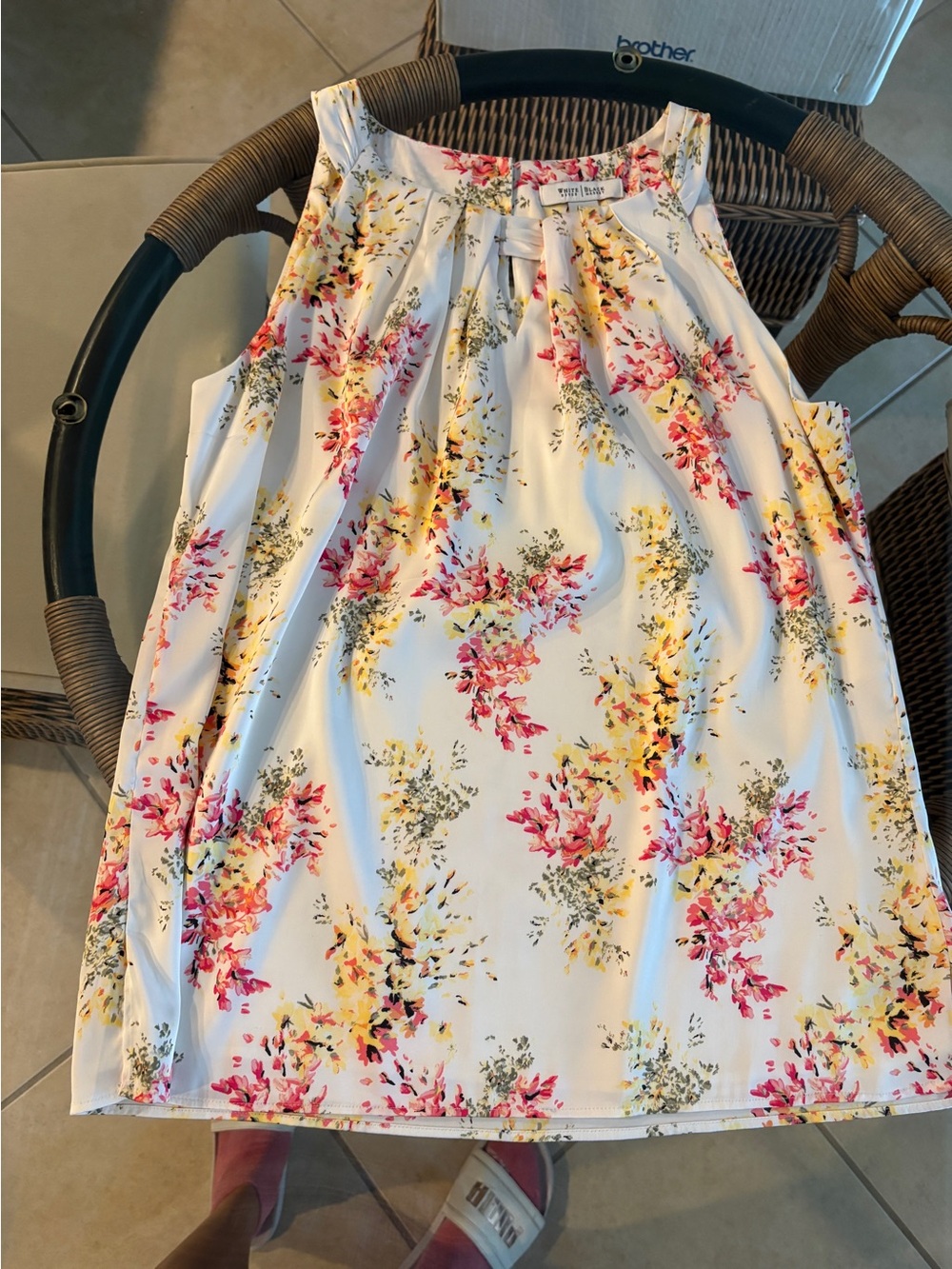 White Floral Sleeveless Halter Top - Pink & Yellow Bouquet - Picture 2 of 5